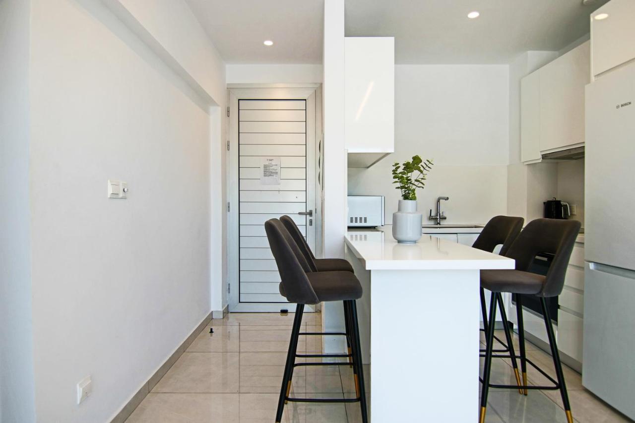 Phaedrus Living - Seaside Executive Flat Harbour 207 Apartment Paphos Ngoại thất bức ảnh